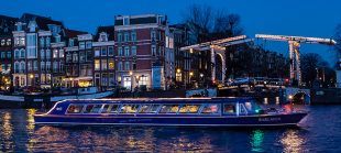 amsterdam canal cruise blue boat company