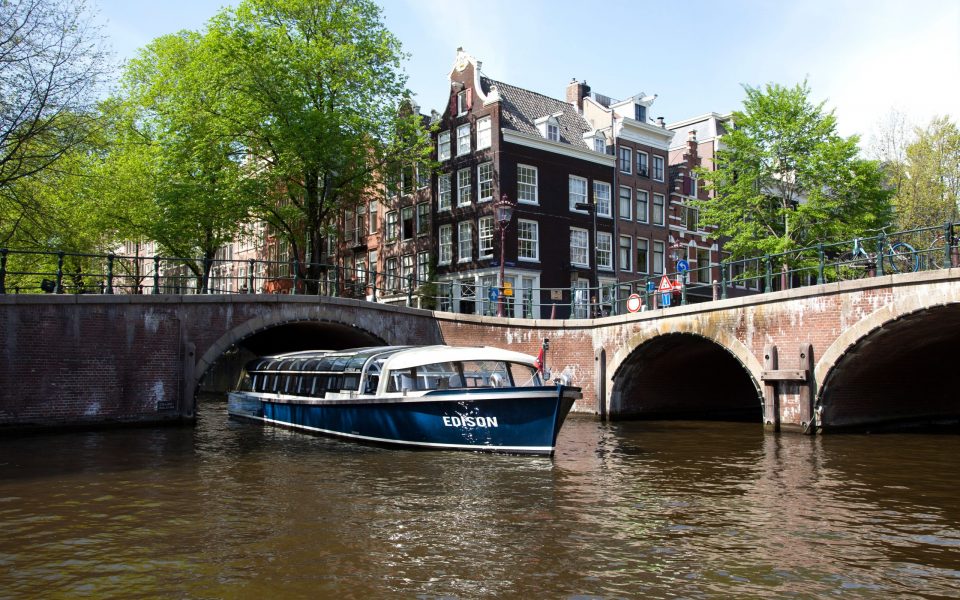 amsterdam canal cruise blue boat company
